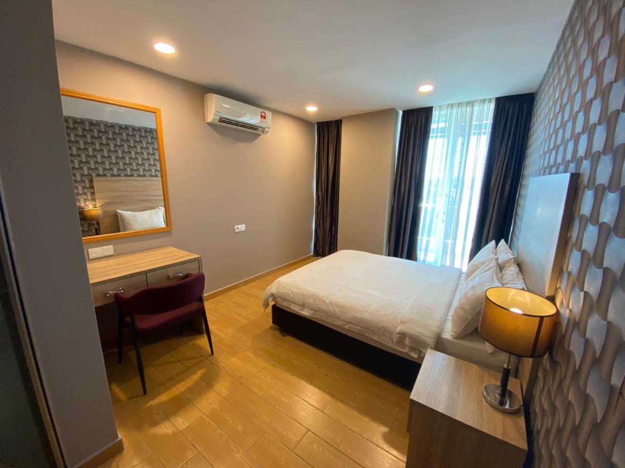 D Gateway Perdana Hotel Bangi Bagian luar foto